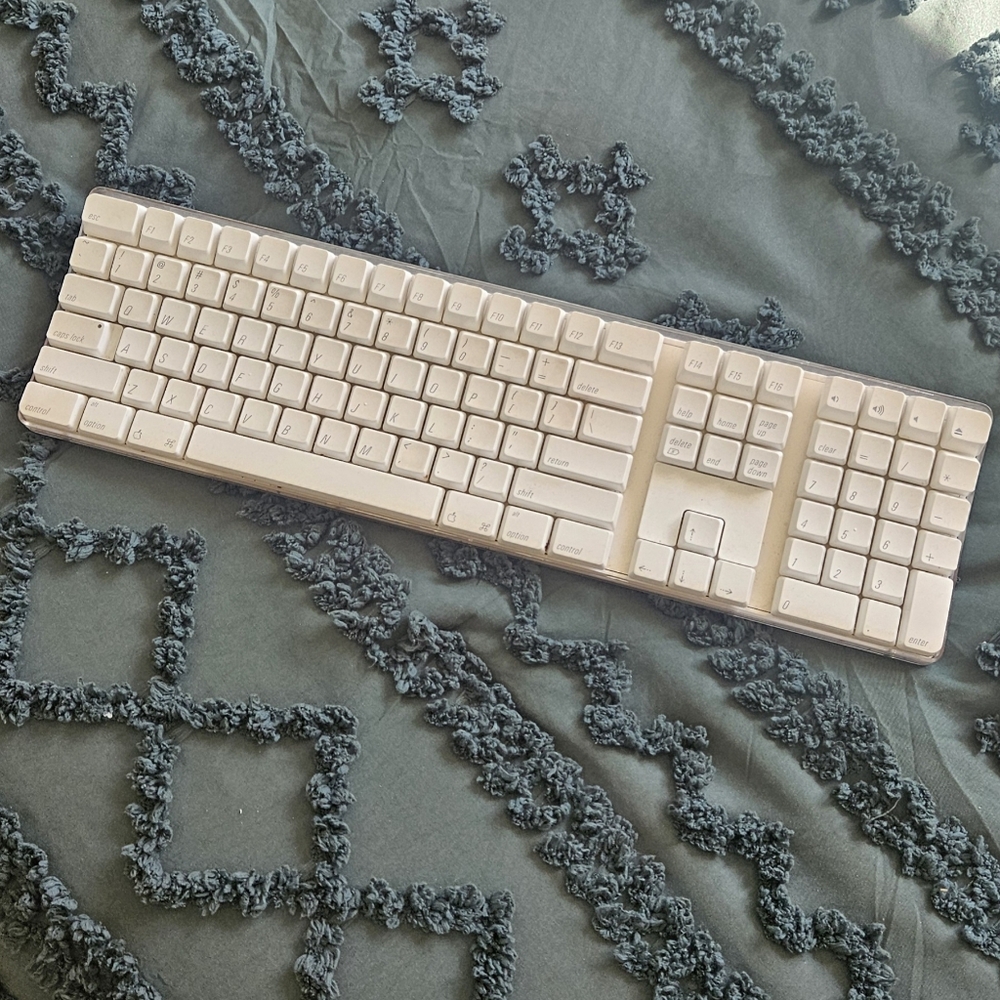 Apple Wireless Keyboard